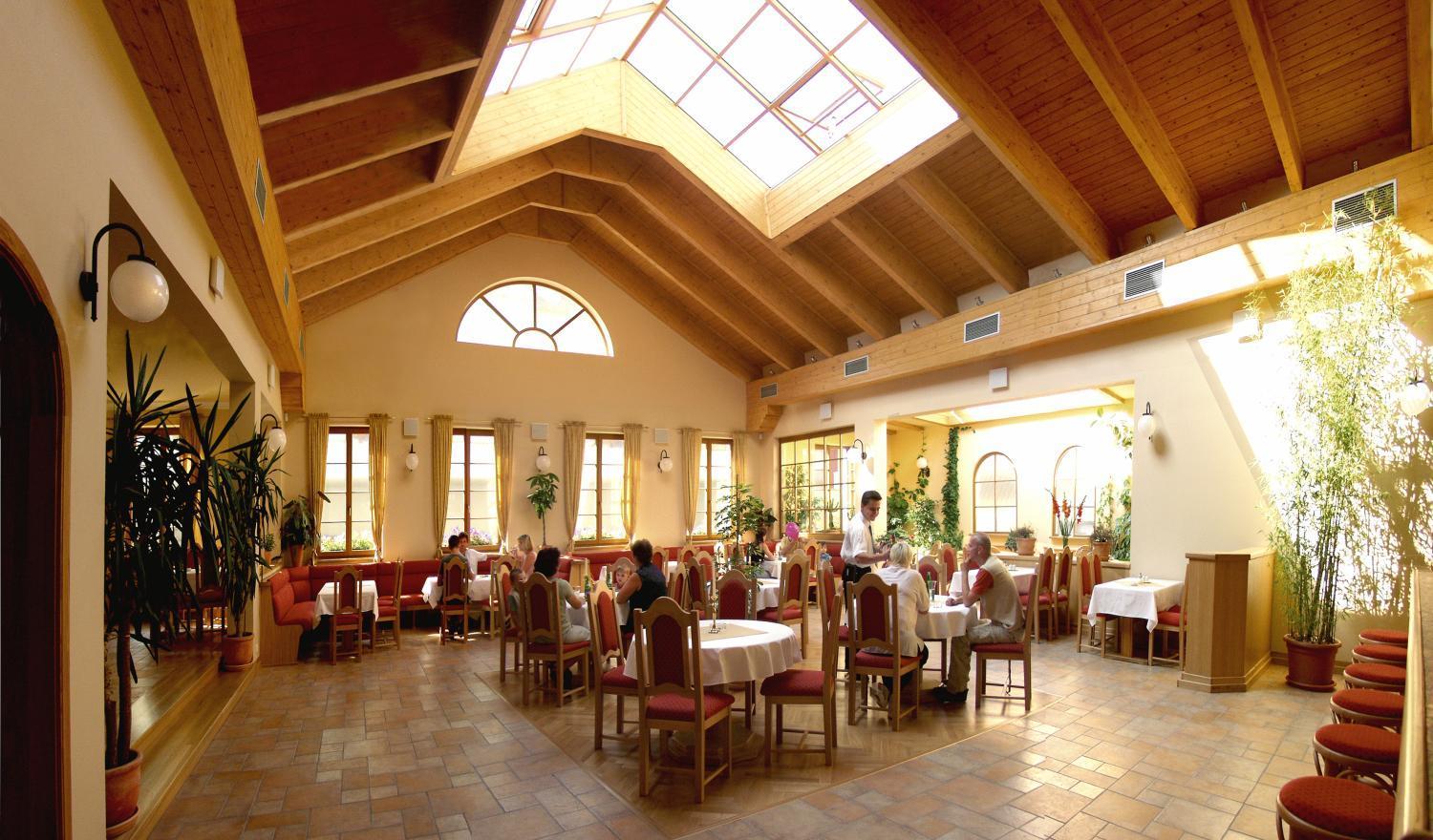 Hotel Barbarossa Cheb Exterior photo